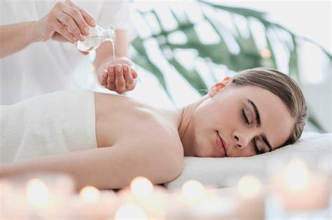 Massage sensuel complet du corps Massage érotique Bienne
